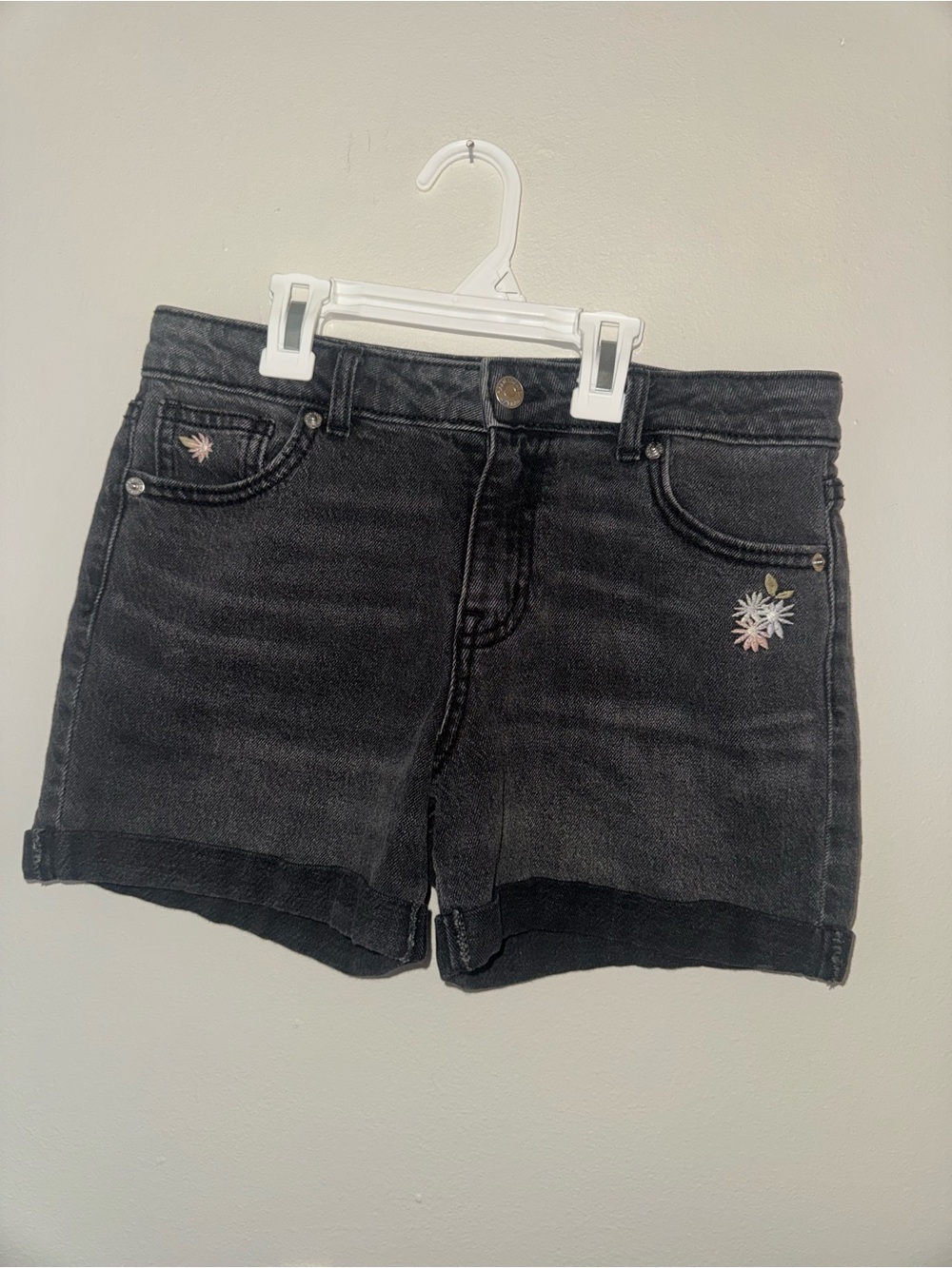 Cat & Jack, like new, black Jean stretch shorts, size XL 14
